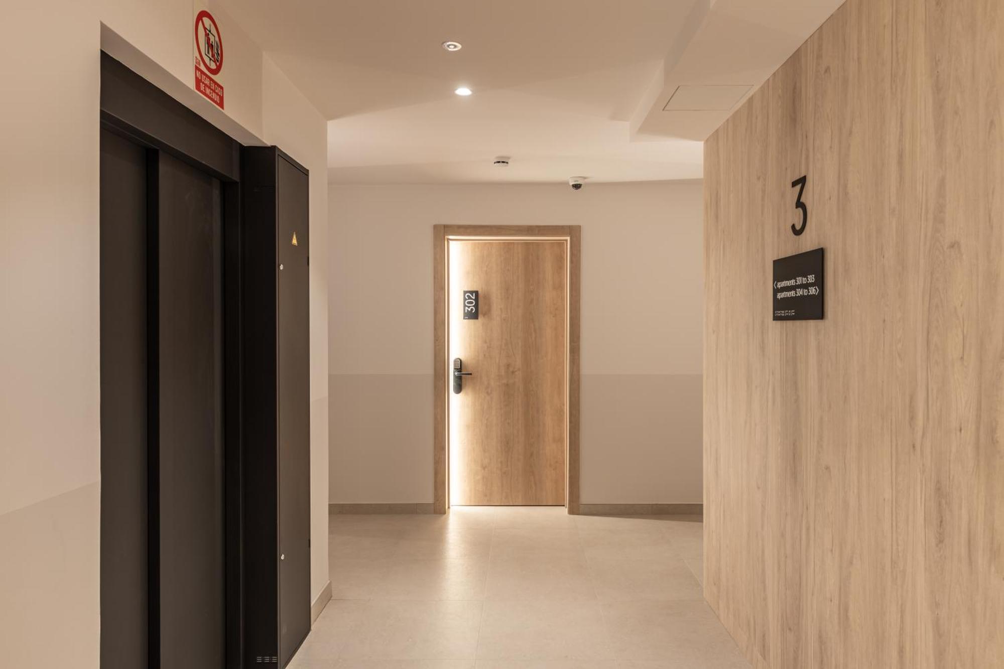 Libere Malaga Trinidad Apartment Exterior photo